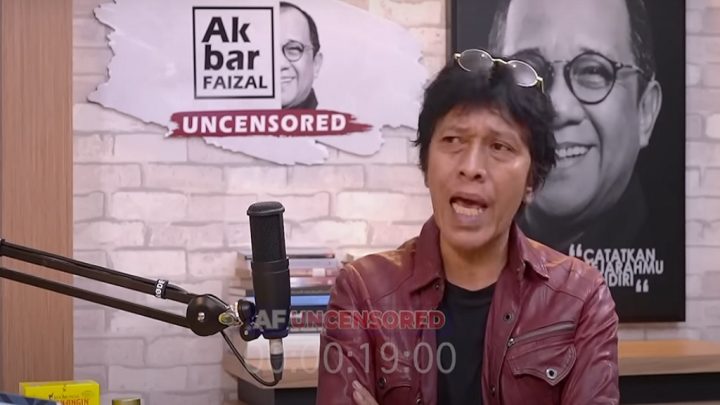 adian napitupulu pdip