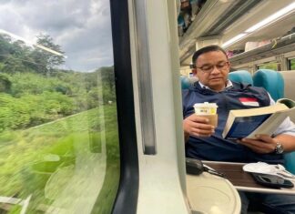 Diduga Sindir Jokowi, Anies Baswedan Berharap KA Parahyangan Tahun Depan Masih Ada