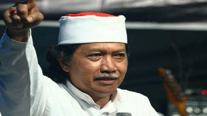 Eks Politikus NasDem Anggap Ucapan Cak Nun 'Jokowi Firaun' Adalah Pesanan Kelompok Tertentu cak nun jokowi