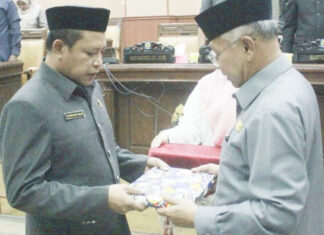 Bupati Jeneponto Iksan Iskandar Paparkan Dua Ranperda di Gedung DPRD Jeneponto