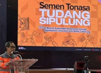 Semen Tonasa Gelar Tudang Sipulung, Mufti Arimurti Apresiasi Para Karyawan