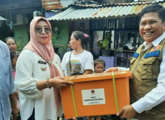 Pemprov Sulsel Salurkan Bantuan ke Korban Kebakaran di Jalan Nuri Makassar