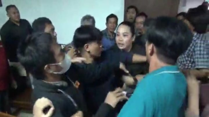 Sidang Vonis Kasus Pembunuhan Najamuddin Sewang Ricuh Sidang Vonis