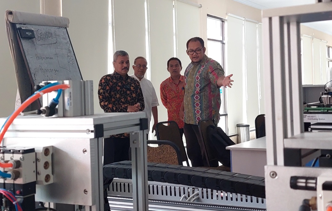 P3E SUMA KLHK dan SMK SMTI Makassar Laksanakan Penandatanganan MoU