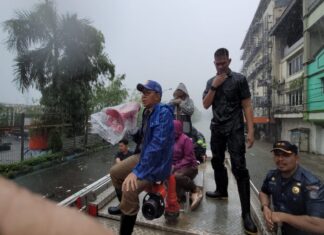BMKG Minta Warga Pesisir Makassar Waspada Banjir Rob 20-23 Februari, Danny Imbau Warga Siaga