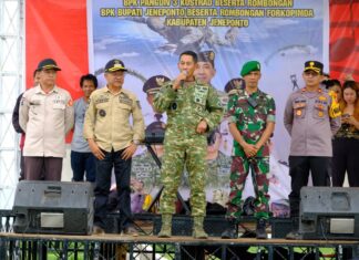 Bupati Jeneponto Dampingi Pangdivif 3 Kostrad Tinjau Latjungar Static