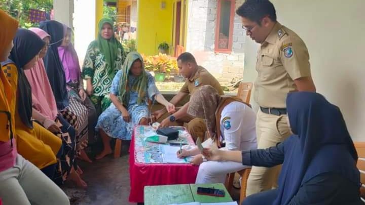 Kepala Desa Salassae Pantau Pelaksanaan Pos Upaya Kesehatan Kerja Petani Ulugalung kepala desa Salassae