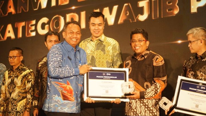 Berkontribusi Pajak Tertinggi, Semen Tonasa Sabet Penghargaan Semen Tonasa