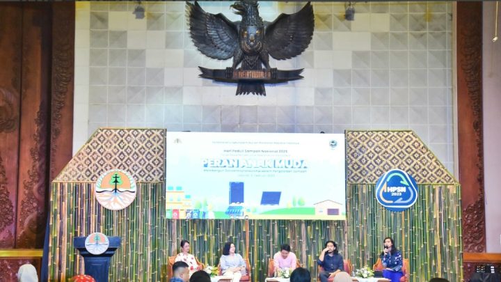 KLHK Membangun 'Social Entrepreneurship Pengelolaan Sampah' lewat Peran Generasi Muda hpsn 2023