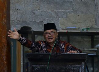 Malam Ketiga Ramadhan, Judas Amir Salat Tarawih di Masjid Jami Tua Palopo