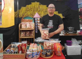 Waroeng Podjok: Tempat Berburu Cemilan Khas Surabaya yang Langka