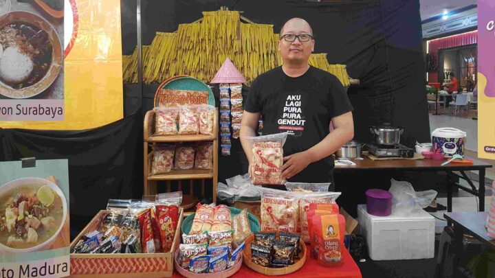 Waroeng Podjok: Tempat Berburu Cemilan Khas Surabaya yang Langka Waroeng Podjok