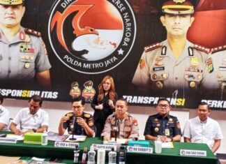 Wna selundupkan kokain cair