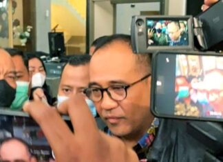 Rafael alun ditetapkan tersangka oleh kpk