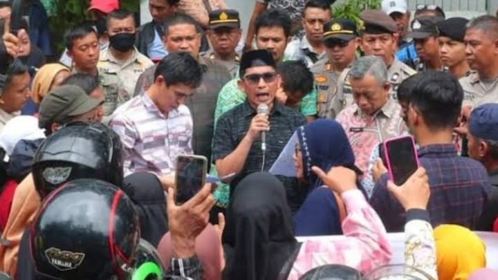 PK5 Losari demo di Gedung DPRD Makassar/Gempar-news.com pk5 losari