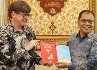 Makassar dan Perancis: Sebuah Sejarah yang Dekat dalam Karya Komik dan Kunjungan Seniman Perancis