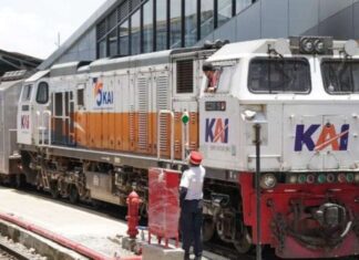 Tegas! KAI Cirebon : Vaksin Booster Bagi Penumpang Kereta Api Jarak Jauh
