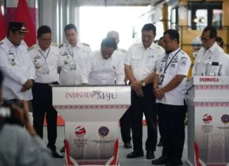 Presiden Jokowi Resmikan Jalur Kereta Api Makassar-Parepare