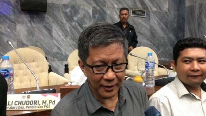 rocky gerung pdip