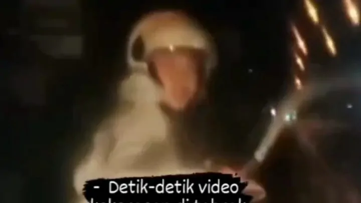 remaja bawa senjata tajam