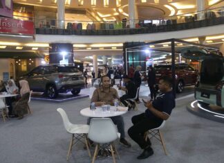 Wuling Luncurkan Alvez di Makassar, Bisa Langsung Test Drive