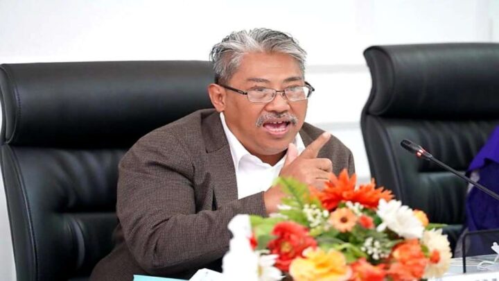 Anggota Komisi VII DPR RI, dari Fraksi PKS, Mulyanto, minta Komut dan Dirut Pertamina agar legowo mundur terkait terjadinya kembali ledakan dan kebakaran di kilang minyak Pertamina di Dumai, Riau, Sabtu, 1 April 2023 malam (foto: dok fraksi.pks.id) dirut pertamina