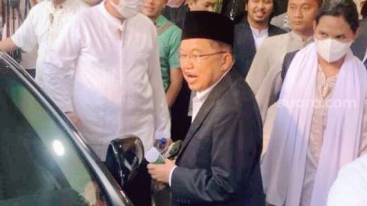 Respons Jusuf Kalla Soal Ganjar Pranowo Resmi Jadi Capres PDIP 2024 wakil presiden ri