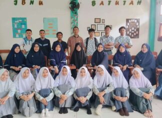 21 Siswa SMAS IT Al-Hikmah Maros Lulus Ujian Sekolah Berbasis Komputer