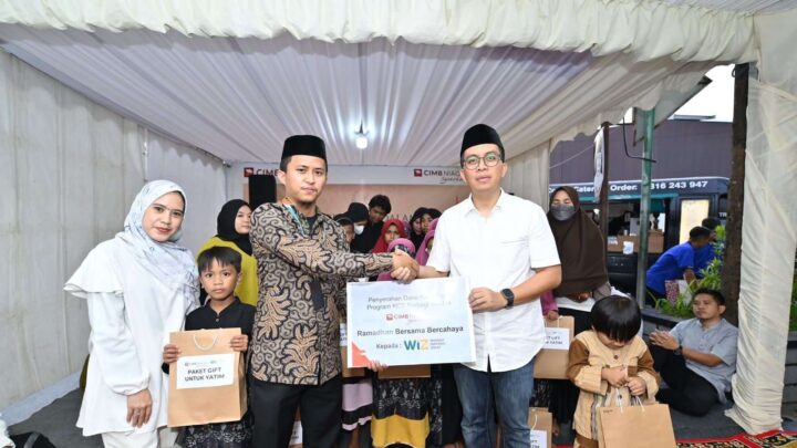 CIMB Niaga Makassar Gelar Buka Puasa Bersama Anak Yatim dan Serahkan Dana Kebajikan cimb niaga