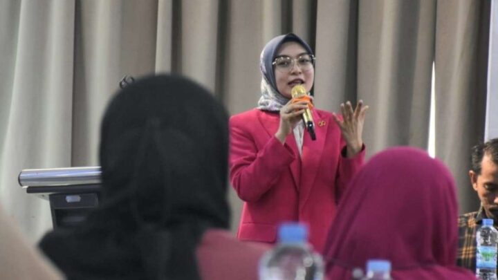 Anggota DPRD Makassar Budi Hastuti Sosialisasikan Perda Tentang Pengelolaan Air Limbah budi hastuti