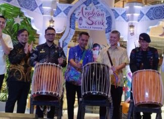 Kadisperindag Makassar Resmi Buka Arabian Souk Kalla Toyota di NIPAH Park