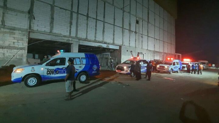 trans studio makassar terbakar