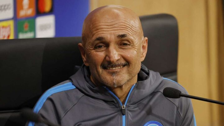 Pelatih Napoli, Luciano Spalletti Geram Dengan Keputusan Wasit Saat Lawan AC Milan napoli