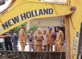 Atasi Banjir, Dinas PU Makassar Lakukan Normalisasi di Kecamatan Wajo