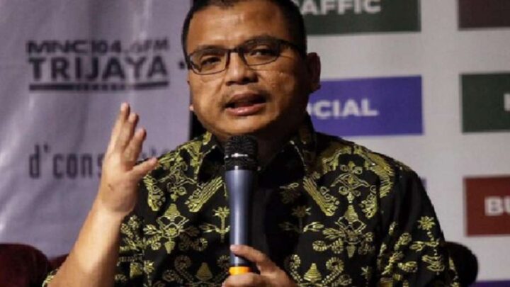 Denny Indrayana Bicara Soal PK Moeldoko Atas Partai Demokrat: Maka Anies Baswedan Hampir... moeldoko anies