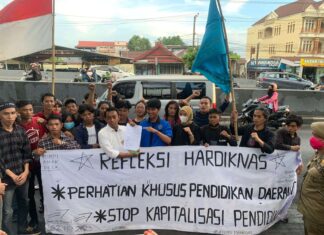 Hari Pendidikan Nasional, Syaharuddin Alrif Terima Massa Aksi Unjuk Rasa