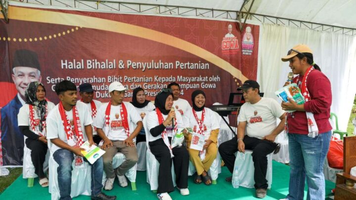 Relawan Ganjar Gelar Penyuluhan dan Bagikan Bibit Untuk Petani di Gowa relawan ganjar