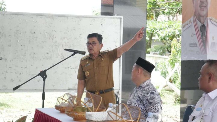 Judas Amir Silaturahmi dengan Para Kelompok dan Penyuluh Tani Se-Kota Palopo Kelompok Tani