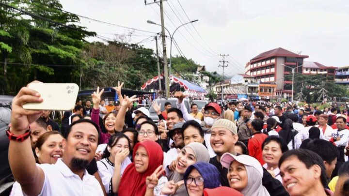 Serunya Ngopi Bareng Gubernur Sulsel dengan Warga Toraja Pemprov Sulsel
