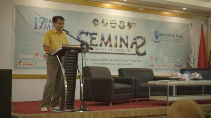 Hima Ak FE UNM Gelar Seminar Nasional 2023, Bahas Krisis Iklim Hima ak fe unm
