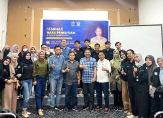 Humanis Fisip Unhas Gelar Seminar Hasil Penelitian Studi Administrasi