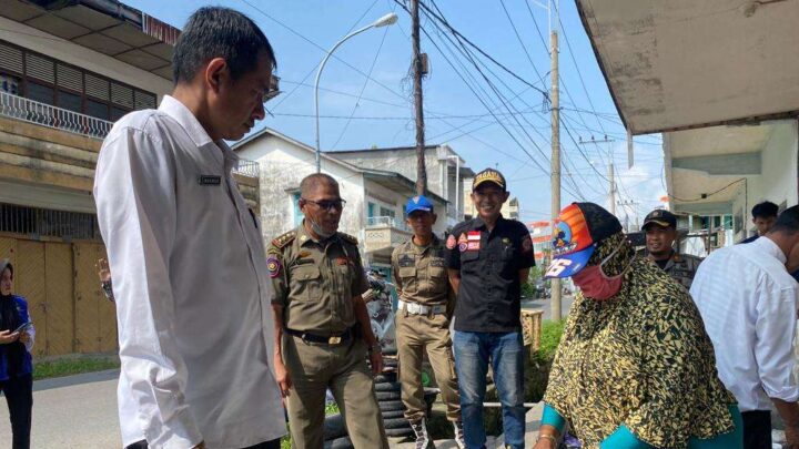 Dinsos Palopo Bersama Satpol PP Tertibkan Gelandangan di Sekitar Kota Dinsos Palopo