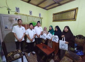 SDG Sulsel Berikan Bantuan Alat Salat ke Majelis Taklim di Maros