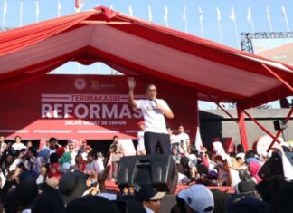 Wali Kota Makassar Hadiri Jalan Sehat 25 Tahun Reformasi