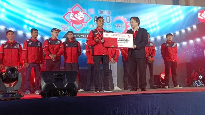 Astra Honda motor Teknisi Honda Indonesia
