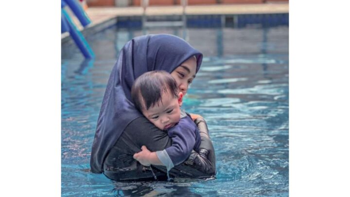 Gambar Ria Ricis dan Baby Moana/ Pinterest.com ria ricis