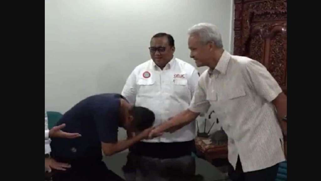 Rocky Gerung Ingatkan Said Iqbal Kalau Ganjar Pranowo Penyebab Buruh Terlantar