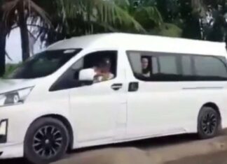 Mobil Erick Thohir Kandas Saat Lewati Jalan Rusak Lampung, Warga: Jalannya Mantap Pak
