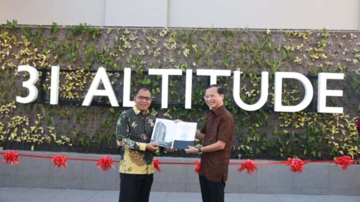 Roof Top 31 Altitude