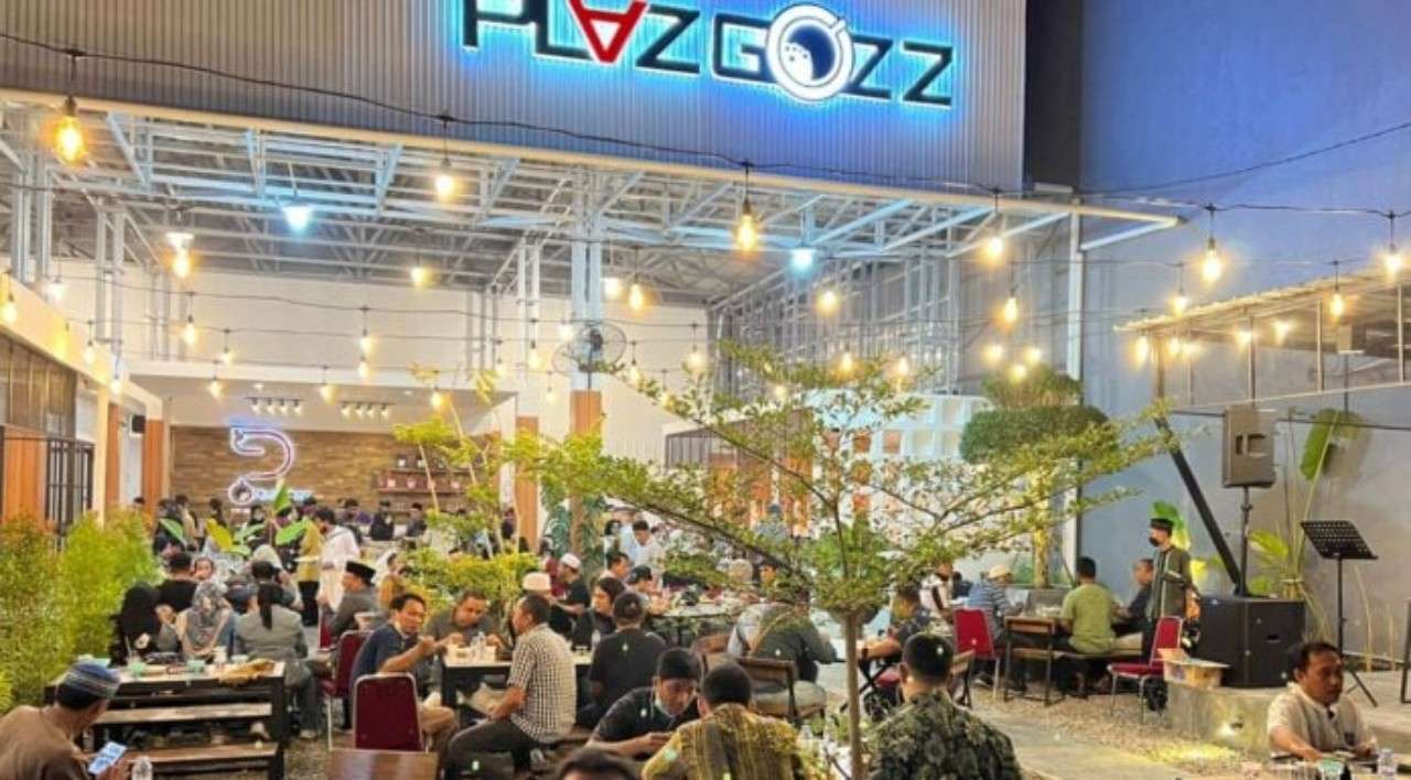 Plazgozz Cafe Makassar, Tempat Recomended Buat Arisan Seru